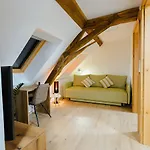 Village Majer - Apartments, Glamping - Slovenia Frühstückspension