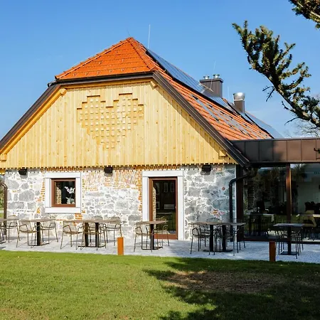 Village Majer * Gradac