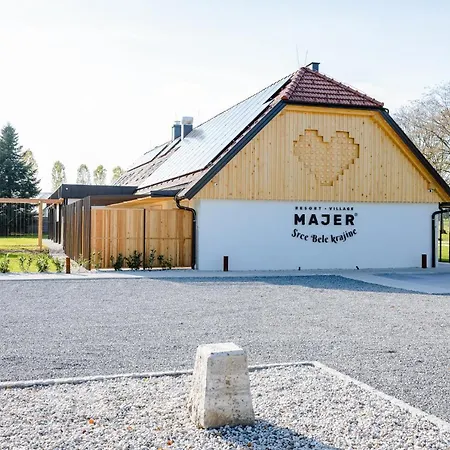 Village Majer Bed & Breakfast Gradac