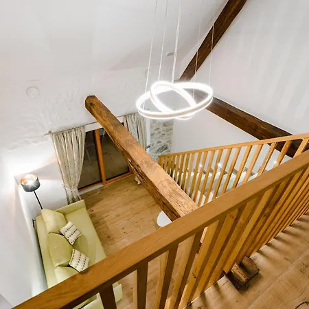 Bed & Breakfast Village Majer