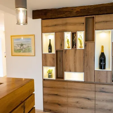 Resort Village Majer - Pocitniske Hiske, Apartmaji, Suite