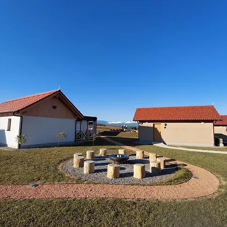 Resort Village Majer - Pocitniske Hiske, Apartmaji, Suite