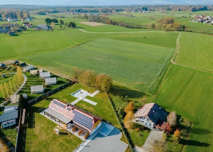 Bed & Breakfast Village Majer - Apartments, Glamping - Slovenia