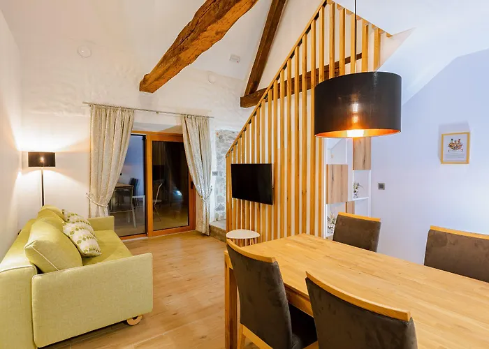 Bed & Breakfast Village Majer - Apartments, Glamping - Slovenia